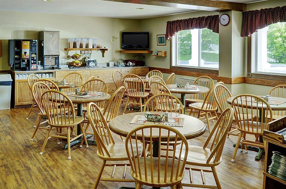 Quality Inn & Suites Bathurst Dış mekan fotoğraf